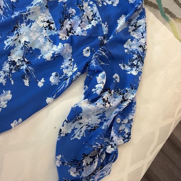 Blue Floral Blouse - Picture 3 of 5